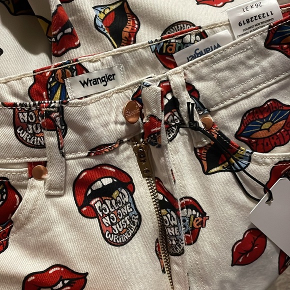 WRANGLER READ MY LIPS Novelty Jeans BARREL 652 Ultra High Rise NWT - Picture 16 of 16